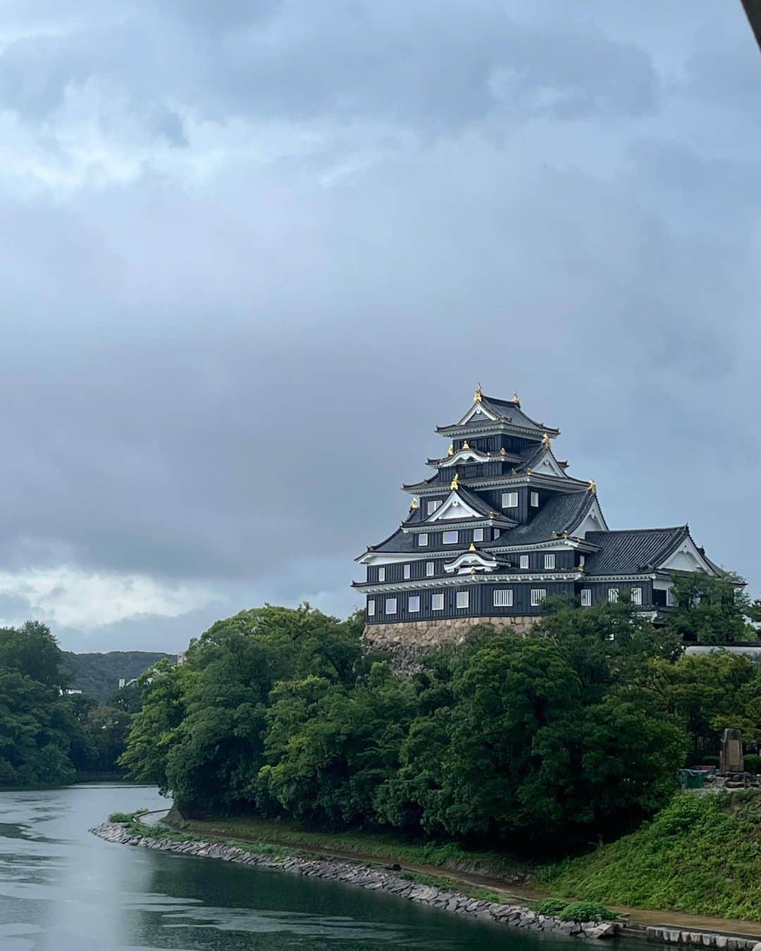 嘉島陸のインスタグラム：「大河ドラマ「どうする家康」に小早川秀秋役として出演します！  関ヶ原の戦いで戦況の鍵を握る人物。 この作品に参加できることに敬意と感謝を持ち、精一杯頑張ります。 よろしくお願いします。  I will be in a historical drama in the role of Kobayakawa Hideaki, a key figure in the Battle of Sekigahara. I feel respect and gratitude for being able to participate in this work, and I will do my best. Thank you for your support.  #nhk #大河ドラマ #どうする家康 #小早川秀秋 #岡山城 #関ヶ原の戦い」