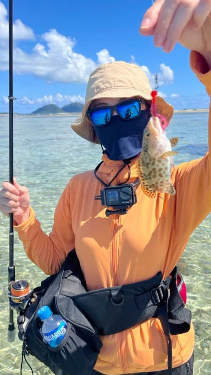 金田彩奈のインスタグラム：「🏝  初✨伊是名島🩵  初めてイシミーバイ釣れたよ🐠 可愛かった🥰  #バイク #バイク女子 #バイク乗り #バイクのある生活 #バイクのある風景 #バイク好き #バイクが好きだ #バイク好きな人と繋がりたい #バイク乗りと繋がりたい #バイク旅 #バイクツーリング #バイクが好きだ #カブ #スーパーカブ #アングラー #釣り女子 #釣りガール #cub #supercub #cb400 #gsxs1000gt #bike #bikelife #biker #bikegirl #motercycle #bikeweek #bikewear #angler」