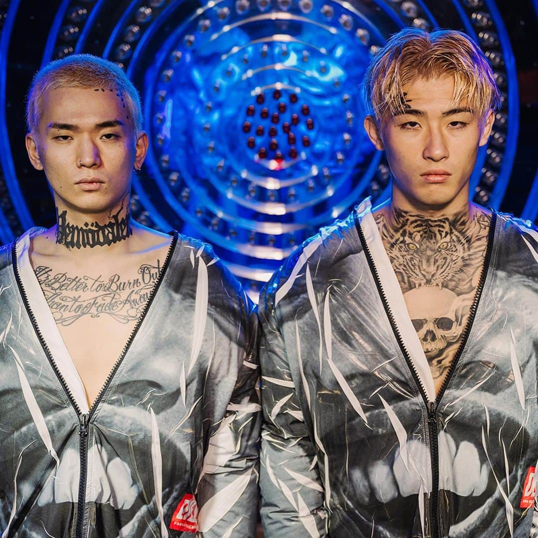 EYESCREAMさんのインスタグラム写真 - (EYESCREAMInstagram)「DIESELの新作スニーカーにフォーカスした、Masteredによる新たなエディトリアルを公開。注目のニューキックスの魅力を、JIN KAWAGUCHI、平本蓮という2名をモデルに起用したファッションストーリーを通してお届け。  特集記事全文はMasteredにて✔︎  @diesel @kurtcojain @ren___k1 #diesel #sneakers #shoes #kicks #footwear #jinkawaguchi #カワグチジン #平本蓮 #edit #editorial #feature #style #tokyo #everythingmastered  styling by @nuga.jp photo by @_tanase hair by @tenju.10 nail by @tomonyan55 model by @kurtcojain @ren___k1 text&edit by Keita Miki special thanks: @the27clubtokyo」9月15日 12時35分 - masteredjp