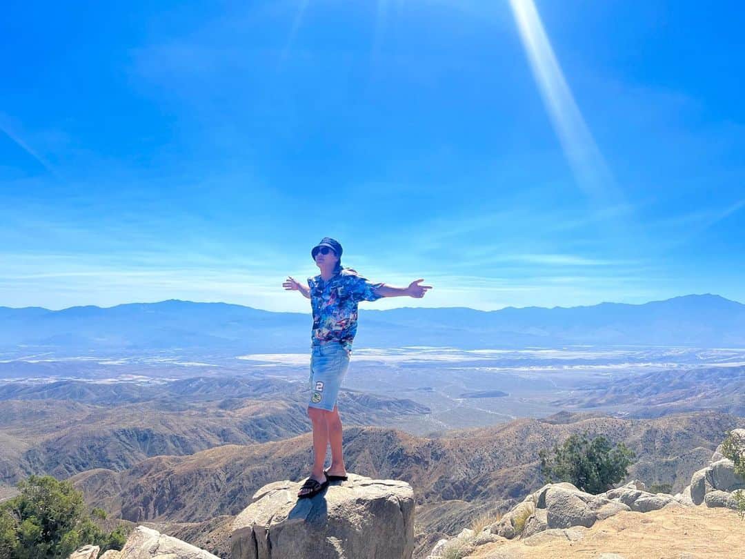 SE7ENのインスタグラム：「#joshuatree 🌵」