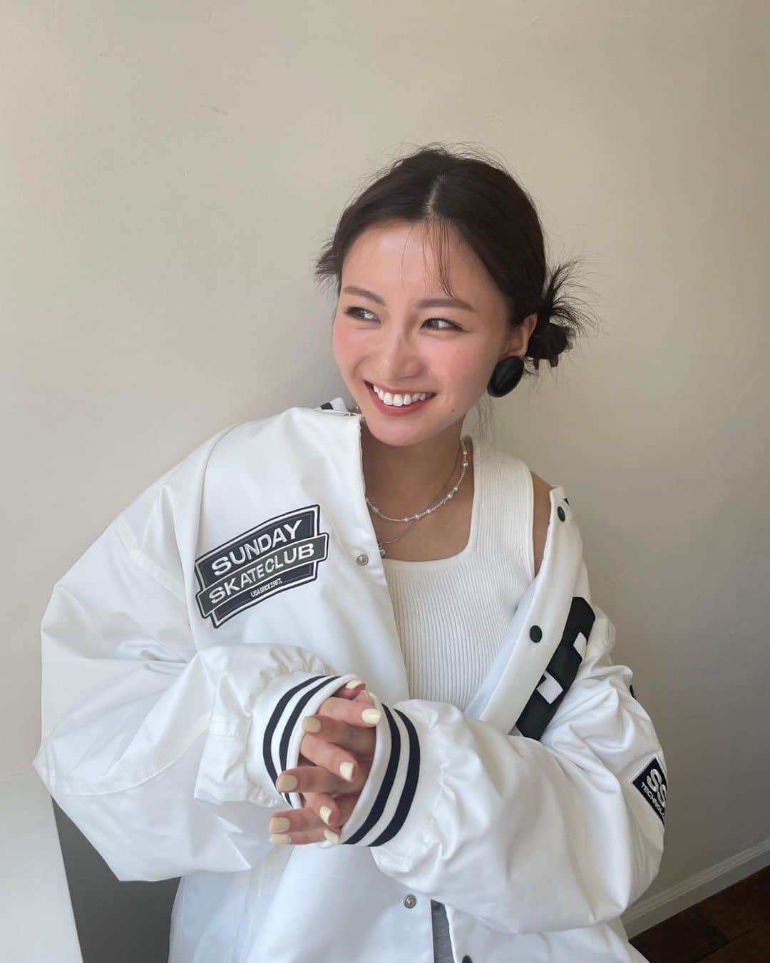 岡崎紗絵さんのインスタグラム写真 - (岡崎紗絵Instagram)「Ray10月号🍪  着回ししました〜！ まだまだ暑いですが陽の感じが 少しずつ秋、、🍂 ファッション楽しいねえ  まだの方はチェック！  #ray #10月号 #連載も見てね」9月15日 13時16分 - sae_okazaki