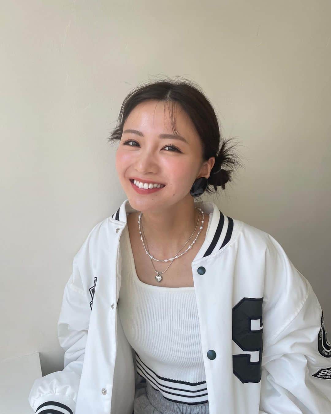 岡崎紗絵さんのインスタグラム写真 - (岡崎紗絵Instagram)「Ray10月号🍪  着回ししました〜！ まだまだ暑いですが陽の感じが 少しずつ秋、、🍂 ファッション楽しいねえ  まだの方はチェック！  #ray #10月号 #連載も見てね」9月15日 13時16分 - sae_okazaki