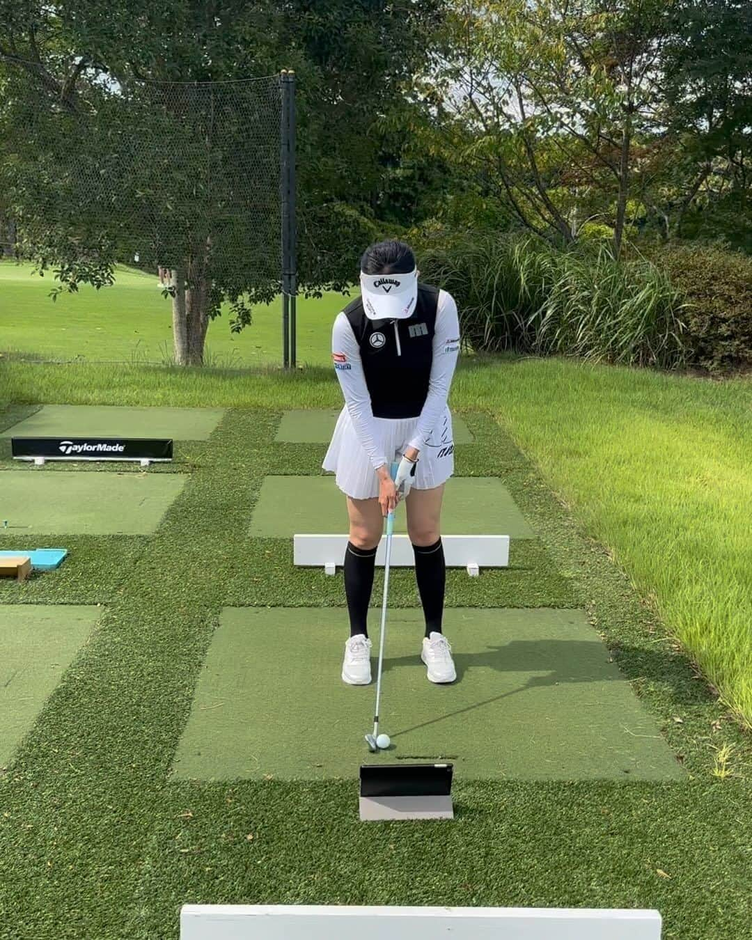 三浦桃香のインスタグラム：「撮影の合間の⛳️」