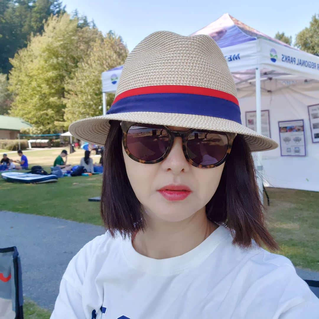 ソン・ソンミのインスタグラム：「#sunshine # 아름답고 평화롭다」