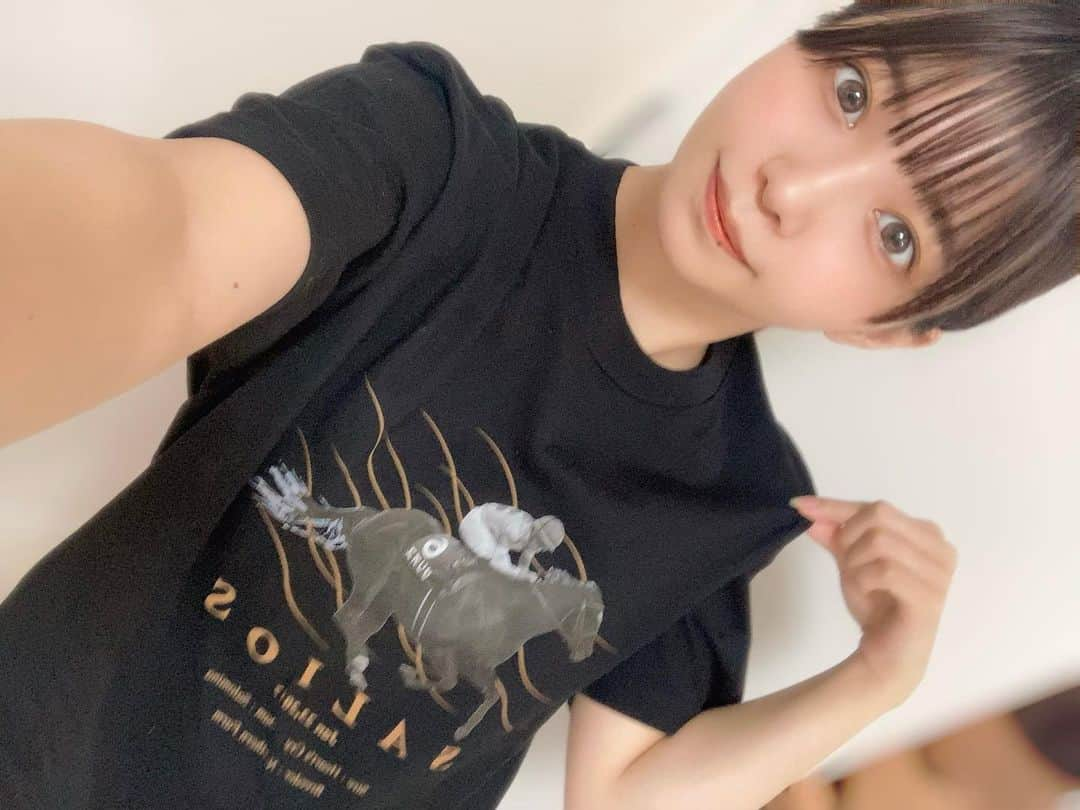 亜咲花のインスタグラム：「大人気で売り切れ続出の #サリオス グッズGETしました🐴 @horsegoodsnet をチェックしてみてね☑️」