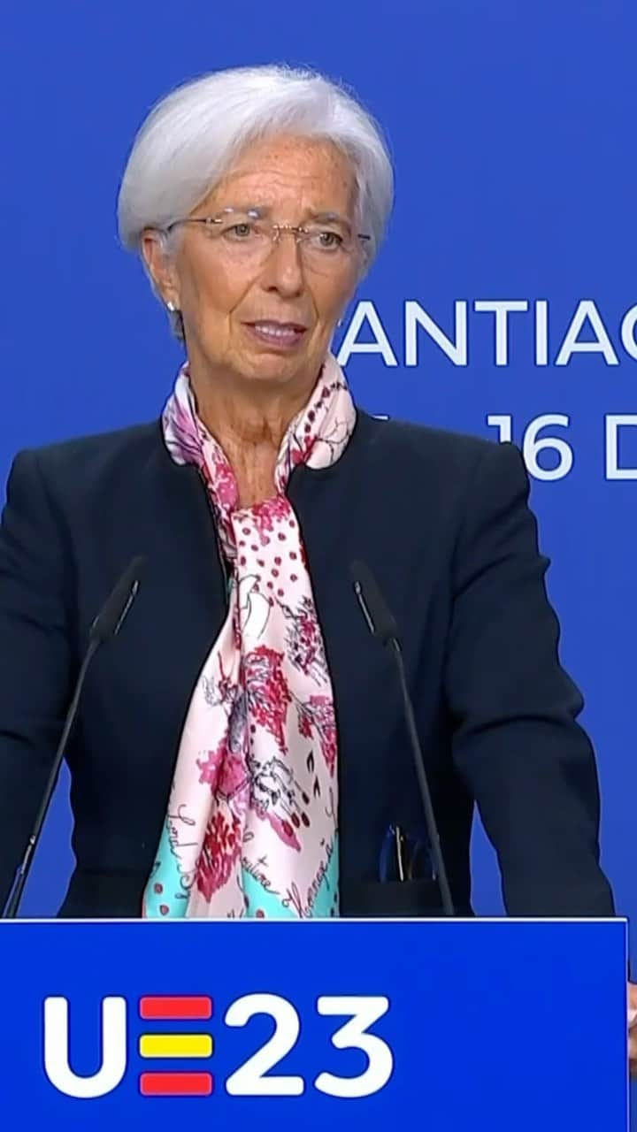 クリスティーヌ・ラガルドのインスタグラム：「At the ECB, our mission is price stability.  Our fight is against inflation.  Our key tool is interest rates.   We decided to raise interest rates again to reinforce progress and win the battle against inflation.  #Eurogroup」