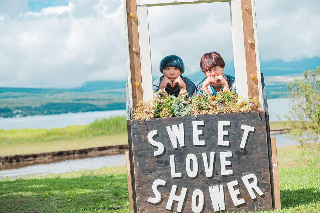 ヤングスキニーさんのインスタグラム写真 - (ヤングスキニーInstagram)「#オフショット📸  SWEET LOVE SHOWER 2023 2023.08.25 at 山中湖交流プラザ きらら 〈FOREST STAGE〉  photo by @rockn__photo   #ヤングスキニー #ライブ写真 #SLS2023 #ラブシャ」9月16日 1時02分 - yang_skinny