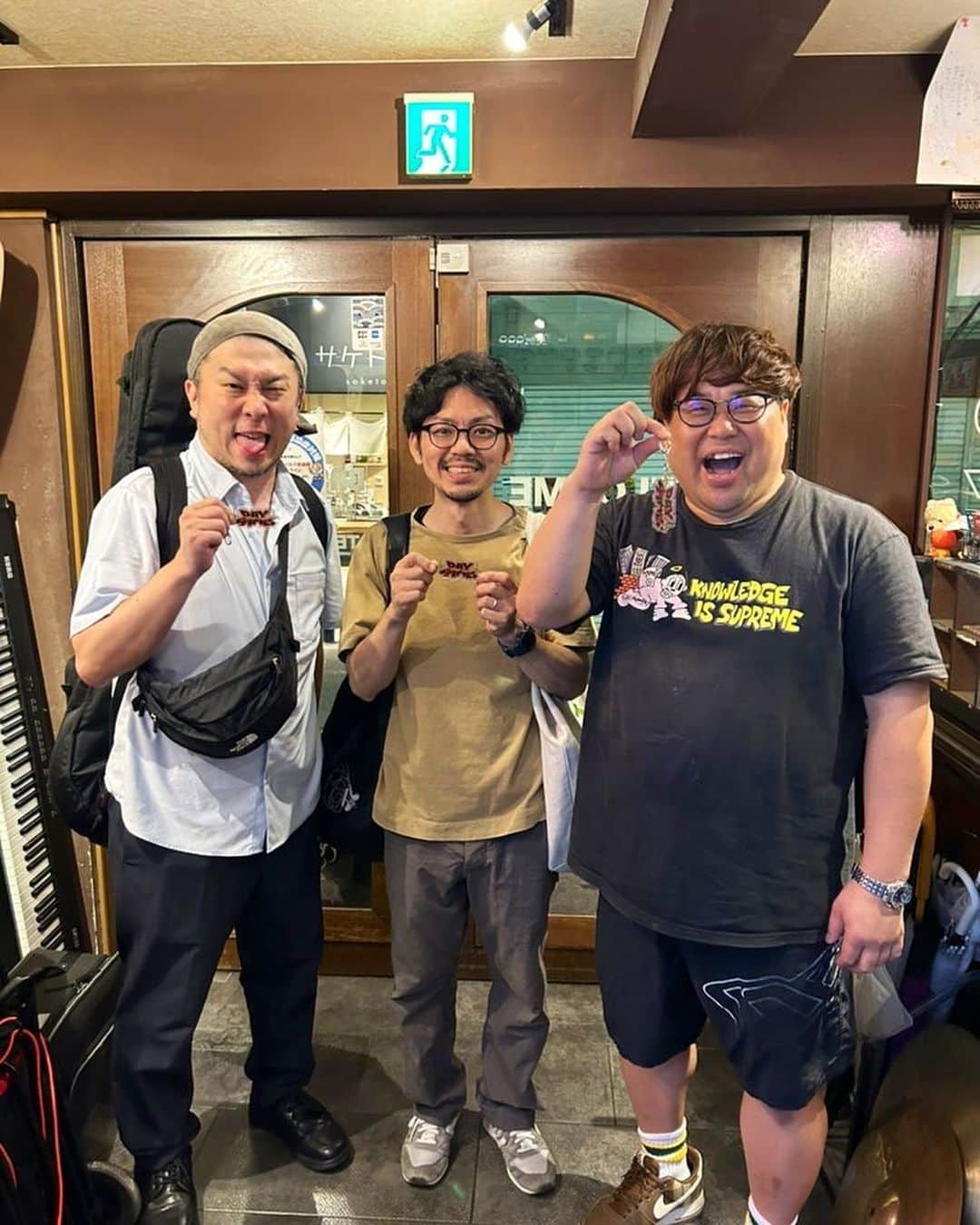 岩橋良昌のインスタグラム：「スタジオ終わり！ デイゲームスのキーホルダーGETしてね！(^^)/ #daygames」