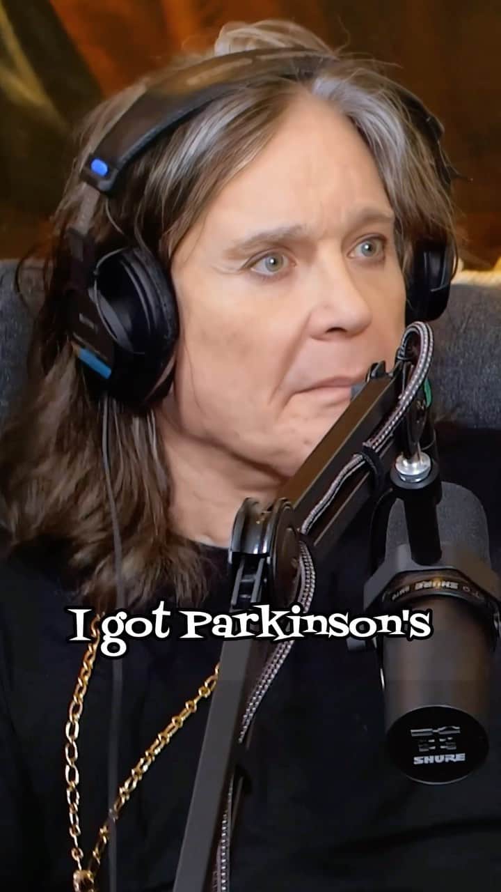 ケリー・オズボーンのインスタグラム：「We had a heart to heart on The Osbournes Podcast this week about dad’s Parkinson’s. And his response couldn’t be better. Catch full episodes of The Osbournes Podcast on YouTube, Rumble, or your favorite podcast platform. Out now. Don’t miss it!  🎧 #theosbournespodcast」