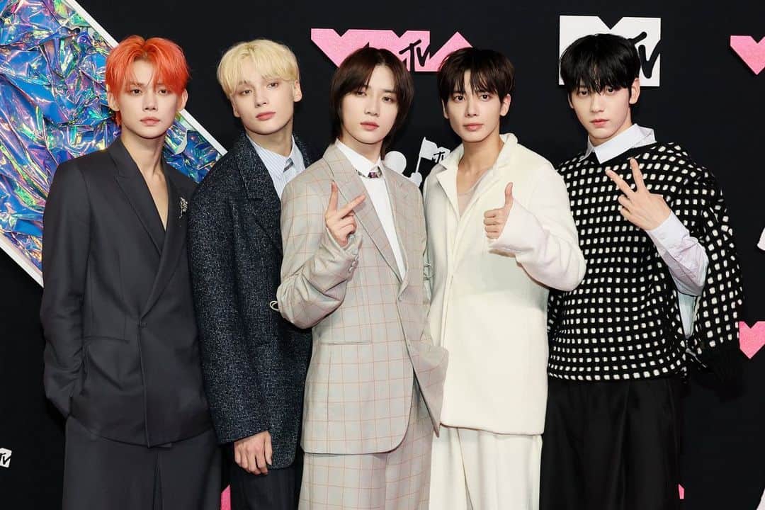 チェ・ヨンジュンのインスタグラム：「VMAs」
