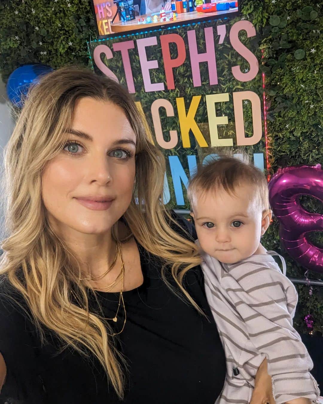 Ashley Jamesさんのインスタグラム写真 - (Ashley JamesInstagram)「I absolutely loved being back on Steph's Packed Lunch today and I'm so happy to be doing a few more shows this series. I love doing it - the topics, the team, just everything is *chefs kiss* 😘  Definitely got more emotional than I expected about the NHS, but honestly how dare Rishi Sunak try to blame the NHS waiting list on strikes instead of their own failings. How dare he try and take us for fools! In 2013 there were no strikes and the waiting list was 2 1/2 million. In 2020 there were no strikes and no pandemic and the waiting list was 4 1/2 million. Don't let them fool you - the waiting lists are because of Tory incompetence.   They were warned for years they needed to employ more nurses to avoid a staffing crisis and they refused. Then they cut the bursary for nursing degrees. Anne Milton, then the health minister responsible for the NHS workforce, said fewer nurse trainees were needed and that taking on any more would lead to unemployed nurses: “A reduction in commissions is necessary to avoid a significant oversupply in the nursing workforce.”  NHS are striking not just because of pay and conditions, which by the way is vital to attract more people into the life saving professions, but also because they are unable to provide duty of care to patients. They are fighting because they care about us.   Unlike this government. We clapped for them in 2021 and now we need to clap for them again by supporting strike action.   The only people responsible for sh*t in our water, crumbling schools, and huge waiting lists - are this government.   Anyway, rant over. Got upset because I am sick of their lies and scared for the future of our healthcare. I'm also breastfeeding and due on my period so hormones are raging! 💁🏼‍♀️  Also loved the team today - what a legend Alan Johnson is!  But the biggest shout-out goes to Jilli who was Ada's childminder for the day. She was so kind and Ada loved her company.🫶  Finally, I bought my dress in Sainsbury's and am DELIGHTED with it as it cost me £9 and it's GORGEOUS 💙 (AD AMBASSADOR @tuclothing)   Now we're on the train back to see my boys! 🙏🫶」9月15日 23時56分 - ashleylouisejames