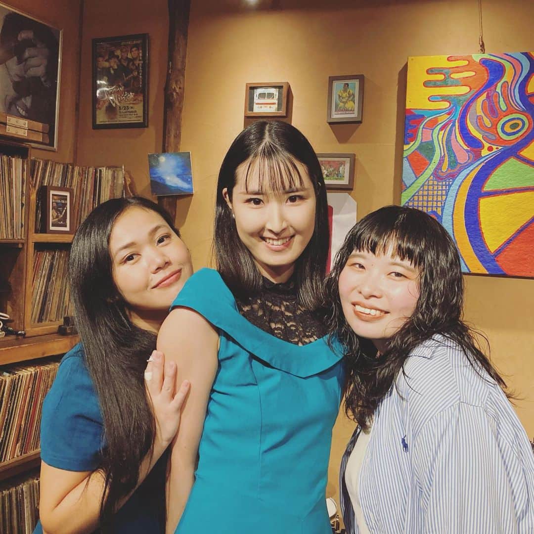 大久保初夏のインスタグラム：「TOUR day1 @なんばS.O.Ra THANK YOU🫶  #なんば #大阪 #関西 #ツアー #SORa #rootsmusic #soul #blues #rock #pops #ライブ #juna #junaserita #itsuka #伊都花 #ドラマー #ADDONE」