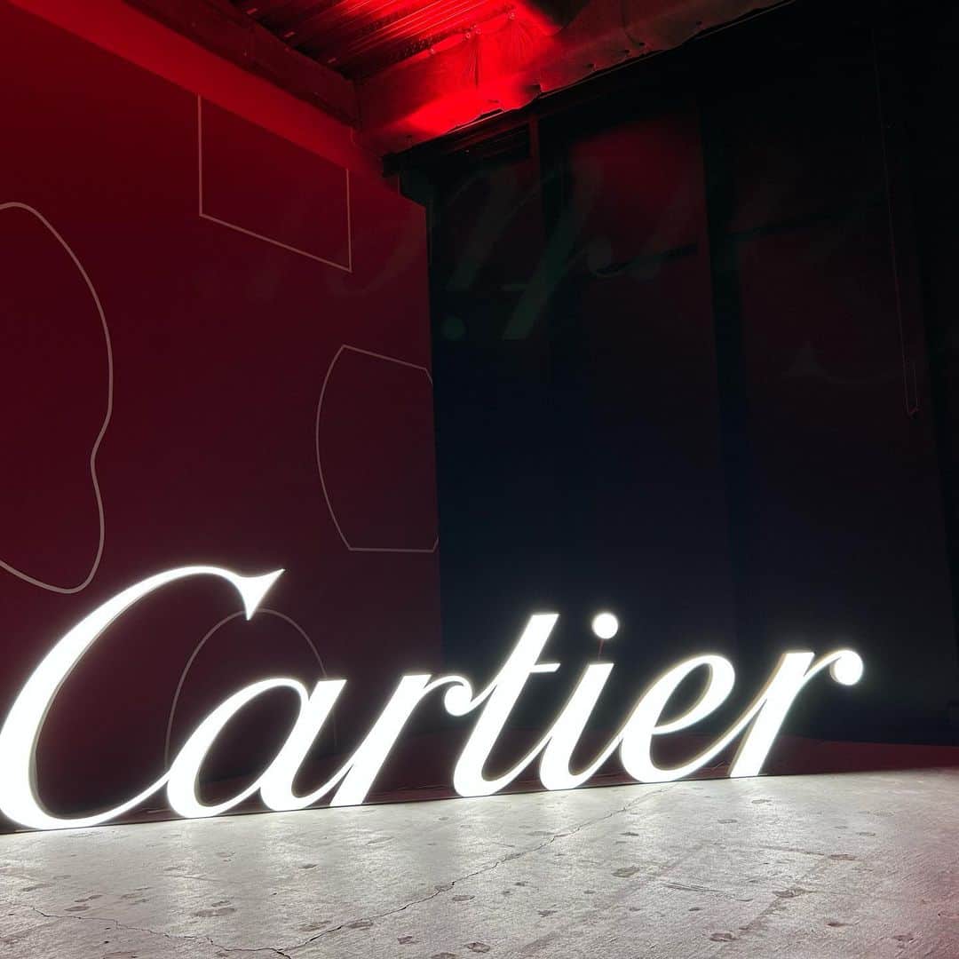 八村倫太郎（WATWING）さんのインスタグラム写真 - (八村倫太郎（WATWING）Instagram)「Cartierの歴史に触れられる素敵な空間でした。きいちゃんありがとう☺️ @_kiita_0130_  @cartier #TimeUnlimited #CartierWatchCommunity #CartierTokyo」9月15日 23時58分 - rintaro_watwing