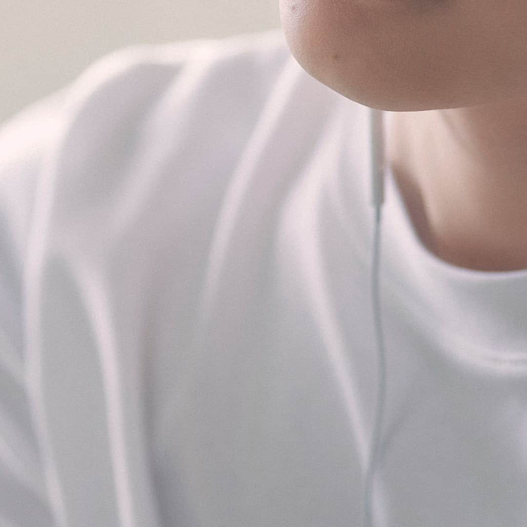 EXOさんのインスタグラム写真 - (EXOInstagram)「D.O. 디오 '기대' Teaser Image #Somebody MV  【D.O. 디오 The 2nd Mini Album '기대'】 ➫ 2023.09.18 6PM (KST)  Album pre-order ➫ https://do.lnk.to/the2ndmini  #DO(D.O.) #디오 @d.o.hkyungsoo  #EXO #엑소 #weareoneEXO  #기대 #디오_기대」9月16日 0時00分 - weareone.exo