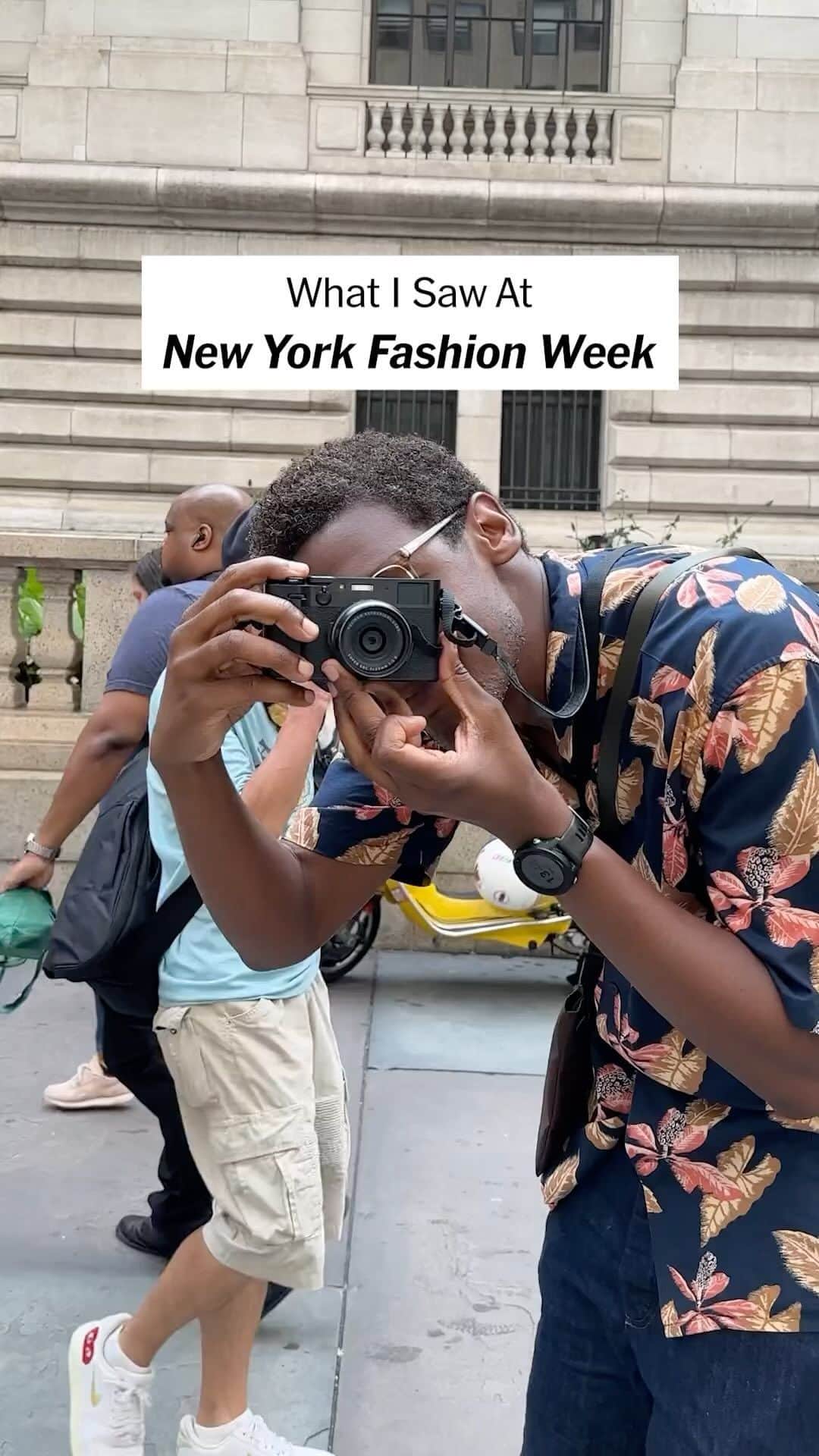 New York Times Fashionのインスタグラム：「Another New York Fashion Week has come to a close. Sometimes, the looks on the streets outside the shows rival those on the runways.  The photographer @simbarashecha let us follow him around New York while he documented style outside. Video by Karen Hanley/The New York Times, @lizpee and Rebecca Suner/The New York Times」