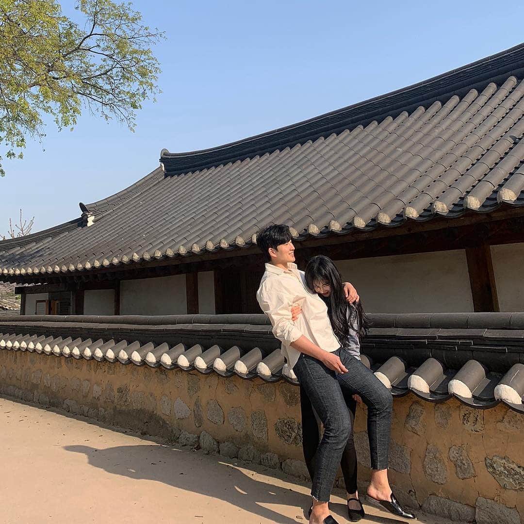 ナム・スミンさんのインスタグラム写真 - (ナム・スミンInstagram)「hoxy,,, 경주 맛집이나 카페나 추천해주실 수 있울가요,,? 조만간 놀러가려는데!!!!!!!! 아니면 궁금했던 곳도 괜차나 내가 대신 먹어보고 말해주께(?)  사진은 교리김밥이 맛없다는 걸 알았던 19년도의 추억🫠」9月16日 0時24分 - suminzz