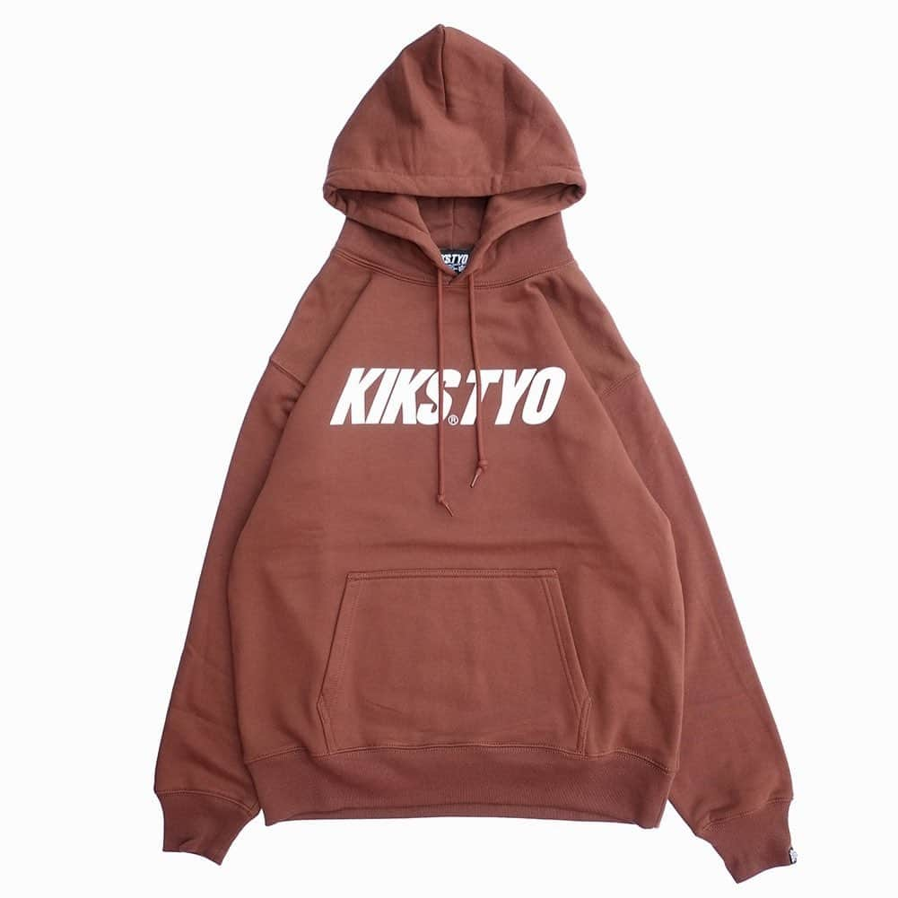 KIKSTYOさんのインスタグラム写真 - (KIKSTYOInstagram)「. "LOGO HOODIE" 今シーズンは12 Oz.の裏パイル仕様。 定番のクラシックLOGOをフロントにプリントしたシンプルなLOGO HOODIE。  注）お電話でのご注文、お問い合わせはKIKSTYO HEAD SHOP03-5766-6482までお願い致します。  実店舗と在庫を共有しております。多少のお時間差にて欠品になることもございます。予めご了承頂ますようお願い致します。 #kikstyo #logohoodie #newarrivals」9月15日 16時46分 - kikstyo