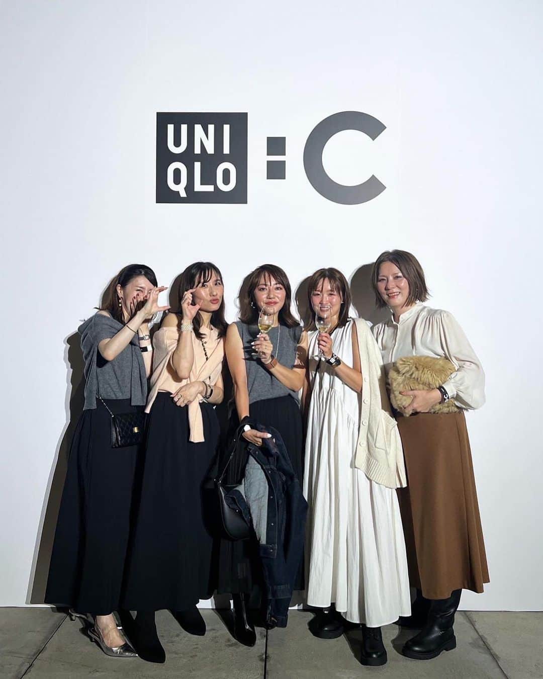 maricoのインスタグラム：「今日9/15発売の @uniqlo_with  UNIQLO:Cのローンチパーティーへ🥂  イギリスの有名デザイナークレア・ワイト・ケラーさんによる洗練されたデザイン。 （クロエのデザインされてた方✨会場にいらっしゃったよ❤️） 素敵なお洋服いっぱい🥺  色々会いたかった方にお会いできたりお話できたり写真撮れたり嬉しかった💗 そして皆さん優しかった🥺🩵 優しい人好き♡  お腹空いてるのに、喉乾いててスパークリングワイン一気飲みしてほろ酔いでした😊  皆#uniqloc のお洋服着てるよ☺︎  #uniqlo #ユニクロ#キレイめコーデ  #153cm#153cmコーデ」