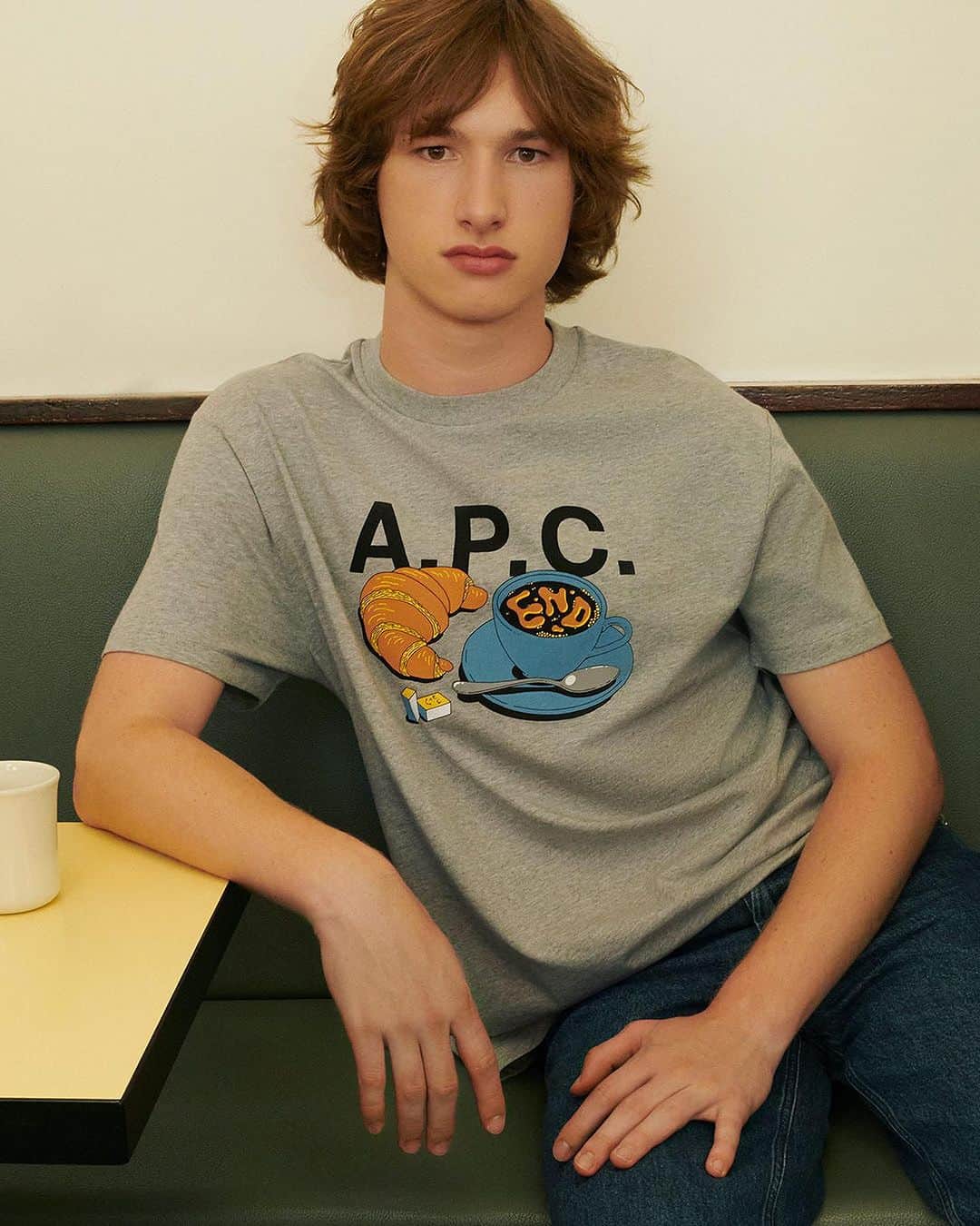 アーペーセーのインスタグラム：「We're celebrating a partnership with @endclothing spanning almost 20 years with an exclusive capsule collection.   The 13-piece END. x A.P.C. “Coffee Club” collection pays homage to the French coffee-croissant combo. The capsule is available in END. shops in London, Newcastle, Glasgow, Manchester, Milan, and online from September 15th.   #APCParis」