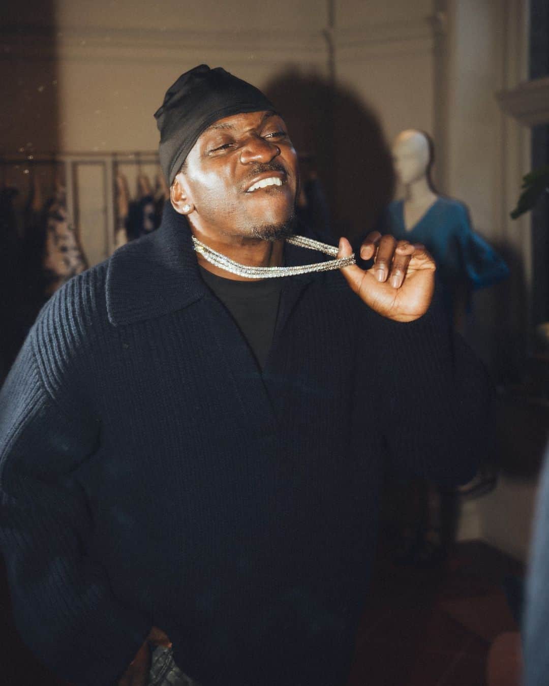MATCHESFASHION.COMさんのインスタグラム写真 - (MATCHESFASHION.COMInstagram)「‘I’m just trying to battle the streets. In hip-hop what we do lyrically, and how we compete lyrically, we try to compete fashionably too.’ As @kingpush’s tour rolls into London and hip-hop turns 50, the rap legend visits #MATCHES Mayfair townhouse, 5 Carlos Place, to discuss where he’s at lyrically, collaborating with Pharrell Williams, and how he experiments with fashion with @jasebyjason. Link in bio to read the full feature and shop #PushaT approved Bottega Veneta, @sacaioffical, @rickowensonline, and more.」9月15日 18時00分 - matches