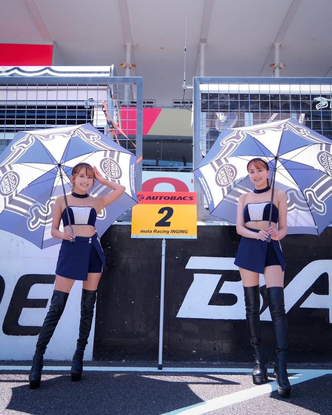 瀬谷ひかるのインスタグラム：「SUPERGT Rd.6 SUGO🎋 予選日スケジュールです🗓️  いよいよGTも残り３戦！ 2号車muta Racing INGINGは現在チームランキング4位です！  トップとの差は6pt、上位4台がフルウェイトとなる今回、 1ptでも多くライバルよりも獲得したいところ…！  そして菅生は昨年2号車が初優勝を飾ったサーキット🏆 今から期待が高まります…！  皆様一緒に2号車へ熱い応援をよろしくお願いします❤️‍🔥  @muta_racing  @mutaracing_wear  @muta__official   #supergt #muta #mutaracing #mutaracingfairies #GR86 #GR86GT #ingingmotorsport #motorsport  #racequeen #model #japanesegirl #selfie #portrait #camera #レースクイーン #ロングヘア #カチューシャ #スーパーgt #モータースポーツ #モータースポーツ好きな人と繋がりたい」