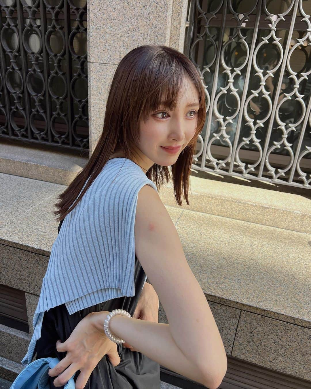 森彩香さんのインスタグラム写真 - (森彩香Instagram)「🩵 先月末久しぶりにローネス行けた🫶🏻 サイドの髪切ってもらってモードな感じにしてもらったよ 　　 さゆりちゃんいつもありがとう🍊🤍 @sayuri.loness 　　 　　 　　 　　 .」9月15日 17時59分 - ayarin_6v6