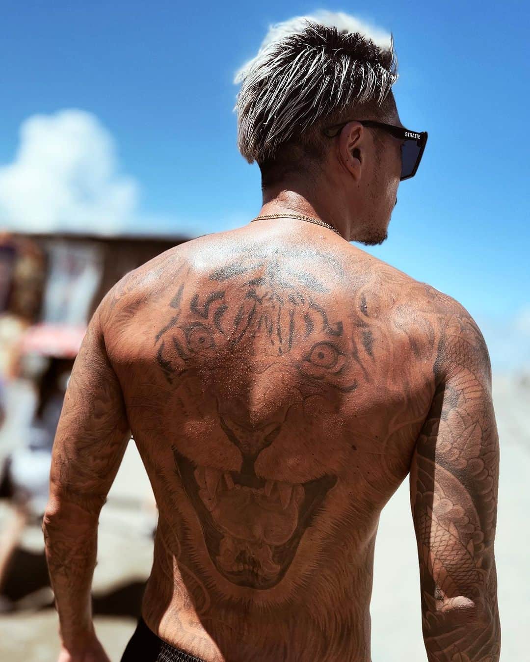 DJ ACEのインスタグラム：「Thank you. ありがとうございました。  #海 #海の家 #ビーチ #江ノ島 #タトゥー #tattoo #straite #straite_style #ACE1」