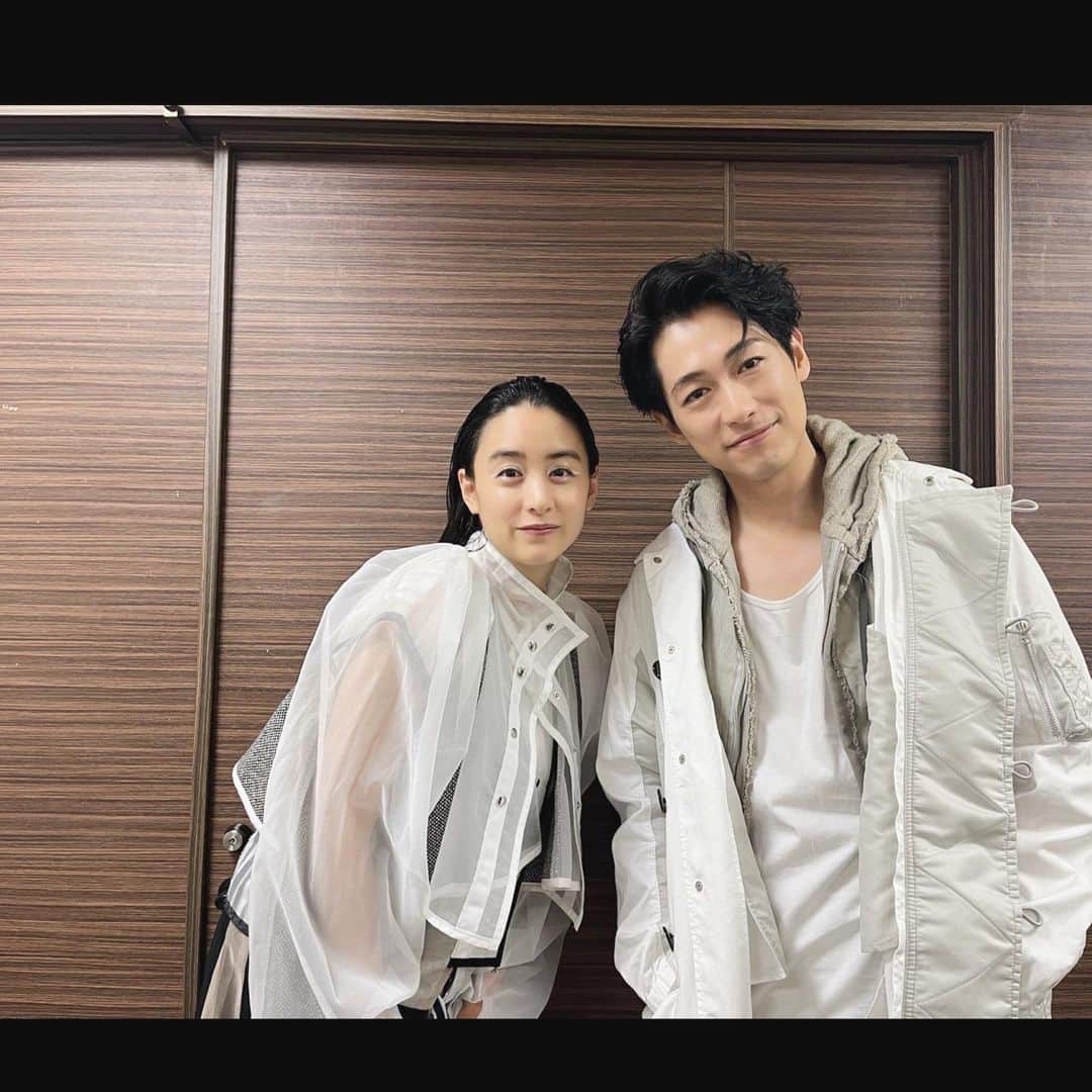 山本美月さんのインスタグラム写真 - (山本美月Instagram)「⋆⸜☾⸝‍⋆  ディーン・フジオカさんの 『Stars of the Lid』 という曲のMVに出演しております！  久しぶりにお会いできて、楽しい撮影でした♪ MVの撮影自体もものすごく久しぶりで新鮮でした!!  懐かしい作品を思い出す方もいるのでは…(^^)  是非ご覧ください★」9月15日 18時46分 - mizuki_yamamoto_official