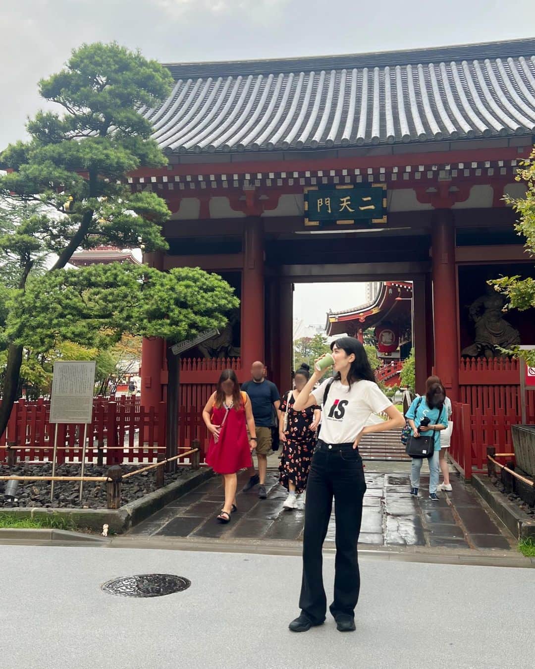 橘モニカのインスタグラム：「浅草with my sisters but only posting me  . . . . . #asakusa#tokyo#japan#style#fashion#model#浅草#スタイル#ファッション#モデル#아사쿠사#도쿄#스타일#패션#모델」