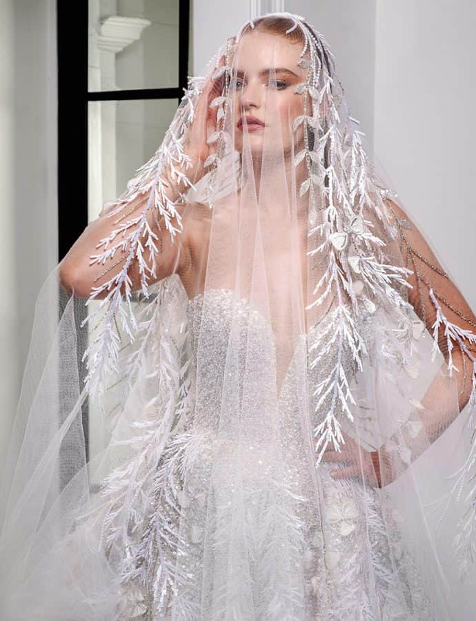 Steven Khalilのインスタグラム：「Experience the artistry of haute couture. With meticulous attention to detail, each of our couture gowns are hand customised using couture techniques in our Sydney atelier. ​​​​​​​​​⁣ #stevenkhalil #stevenkhalilbride #weddinggown #bridal」