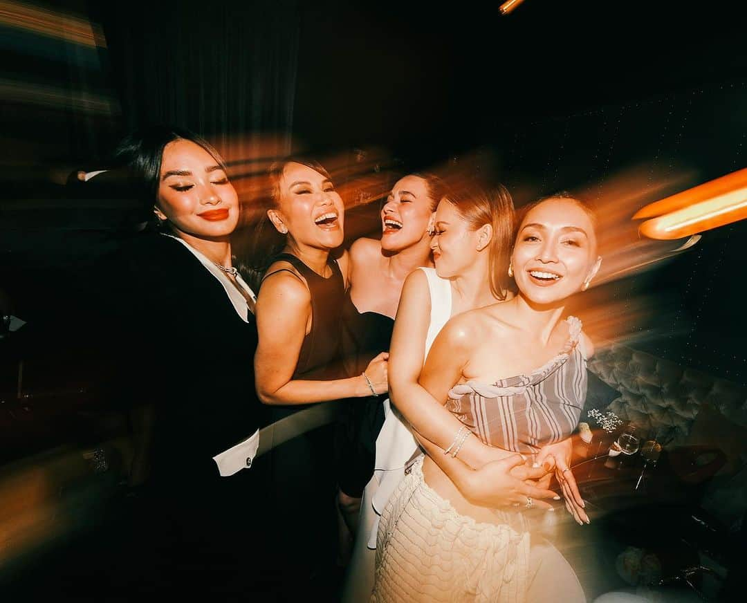 ベア・アロンゾさんのインスタグラム写真 - (ベア・アロンゾInstagram)「At @draivee ‘s bday party last night. Fun times! ❤️🥂  📸 @magicliwanag」9月15日 19時16分 - beaalonzo