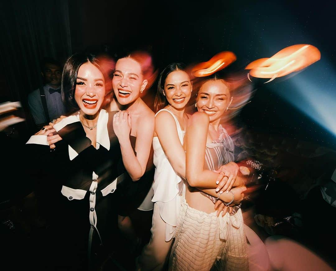 ベア・アロンゾさんのインスタグラム写真 - (ベア・アロンゾInstagram)「At @draivee ‘s bday party last night. Fun times! ❤️🥂  📸 @magicliwanag」9月15日 19時16分 - beaalonzo