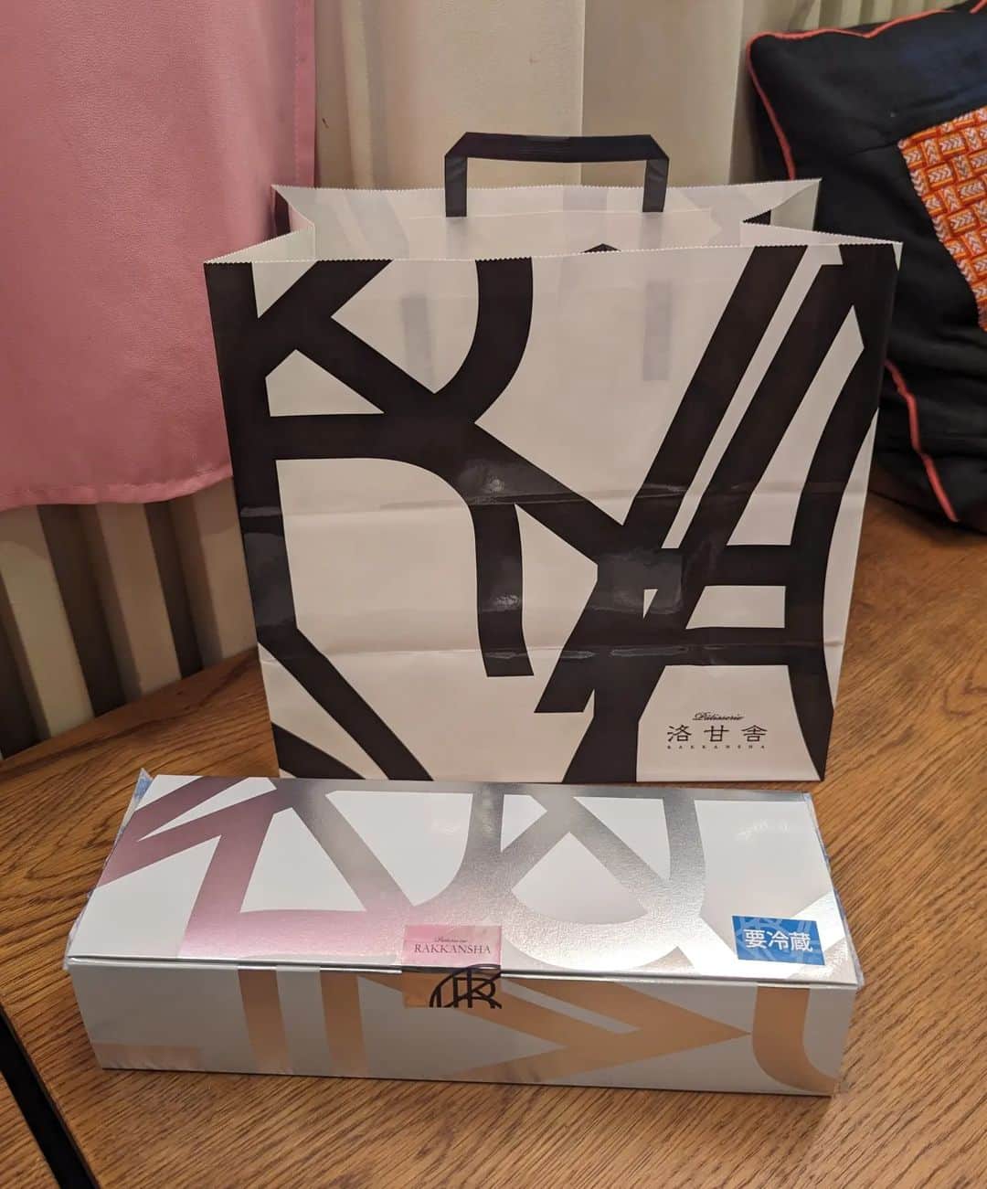 Hiromi Tomiiさんのインスタグラム写真 - (Hiromi TomiiInstagram)「ケーキ🍰 @rakkansha150901  最高級ナガノパープルとシャインマスカットを贅沢に使用した「PREMIUM葡萄ショート」 今旬なフルーツを使ってて めっちゃ美味しかったー♥♥ . バターサンドは抹茶味とプレーン♥ めっちゃ美味しかったー◎◎  . . #パティスリー洛甘舎 #PR #京都スイーツ #京都スイーツ巡り #京都ケーキ #京都お土産 #京都駅グルメ #京都甘味」9月15日 19時17分 - hiromi.tomii