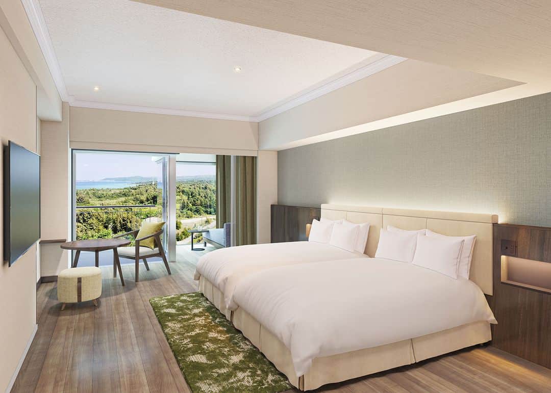Okinawa Marriott Resort & Spa 【公式】さんのインスタグラム写真 - (Okinawa Marriott Resort & Spa 【公式】Instagram)「全288室の客室をリニューアル！ やんばる旅の拠点に。  クラブラウンジや ガーデンプールとクラブルーム続いて、 スーペリアルームなど全288室を一新します。  全客室にはデイベッドとテーブルを備えた インナーテラスなどを設置し、 5名まで宿泊できる広い客室も登場。  一面の窓から オーシャンビューを満喫できます。 さらにレストランには新メニューが加わり、 より充実したラインナップに。  ご予約は9月12日から、ご宿泊は12月23日から、 順次お受けいたします。  新しく生まれ変わった当ホテルを、 ぜひお楽しみください！  詳しくは、  @okinawa.oriental.hotel プロフィールから ウェブサイトをご確認ください。  Renovation project for 288 rooms providing an even better base for traveling in Yambaru!  Following the renovation of the Club Rooms, Club Lounge, and the Garden Pool, the remaining 288 rooms will be completely renovated. They all have an inner terrace with a daybed and a table so that guests can enjoy the ocean view from the floor to ceiling windows. In addition, our buffet restaurant has added items to the breakfast menu making it even more sumptuous.  Rooms will be ready for occupancy from December 23, 2023 and reservations are available from September 12th.  #沖縄プール付きホテル #やんばるの宿  #沖縄リゾートホテル新しい #ホテルリニューアル #沖縄 #okinawa #やんばる #yanbaru  #沖縄旅行 #okinawatrip #沖縄観光 #名護  #沖縄大好き #家族旅 #女子旅  #女子旅行 #夫婦旅行 #記念日旅行  #沖縄ホテル #リゾートホテル  #オリエンタルホテル沖縄 #orientalhotelokinawa  #オリエンタルホテル #orientalhotel #ikyu_travel #funnightatresort」9月15日 19時25分 - okinawa.oriental.hotel