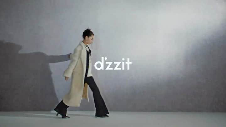 DAZZLE FASHIONのインスタグラム：「#dzzit2023WinterCollection officially released, brand ambassador @zhoudongyu explores the fantastical future space——“d- world”. What unbelievable things will she experience?👀 #dzzit2023WINTER #dzzitisit #dzzitgirl」