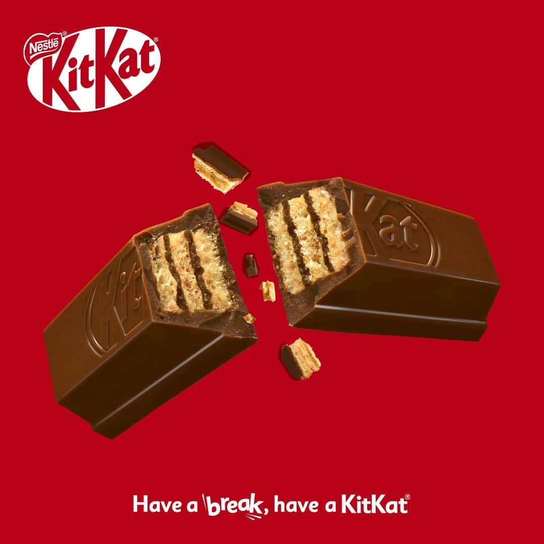 KITKAT Chocolatoryさんのインスタグラム写真 - (KITKAT ChocolatoryInstagram)「【絵文字をコメント欄からどうぞ❤️】  今週もお疲れ様でした☕️  みんなの頑張りを労って… 「Have a break , have a KitKat®」  がんばった自分えらい！ 褒める気持ちを込めて♡ コメント欄から「👏」をいっぱい送ってみよう✨  ┈┈┈┈┈┈┈┈┈┈┈┈┈┈ #キットカット #kitkat #break #ブレイク #チョコレート #ウエハース #サクサク #ザクザク #チョコレート好き #チョコレート好きと繋がりたい #チョコレート好きな人と繋がりたい #チョコレート大好き #おやつじかん」9月15日 19時40分 - kitkat_japan_official