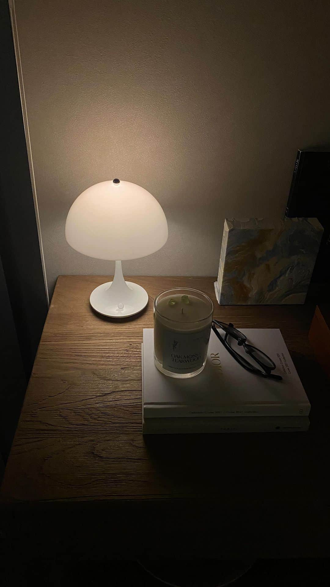 ᴱᴸᵞのインスタグラム：「some daily things ☕️  特別何もなかったのでお家でまったりなイチニチ。 9月ももう折り返しなのねぇ。 今週もお疲れさまでした。  よい週末をお過ごしください ♡」