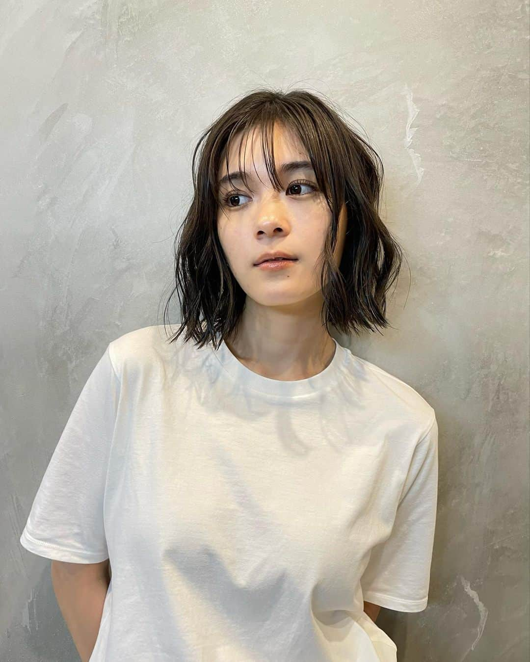 山田愛梨のインスタグラム：「いつも隠れてるから たまには前髪ありver. 💁🏻‍♀️」