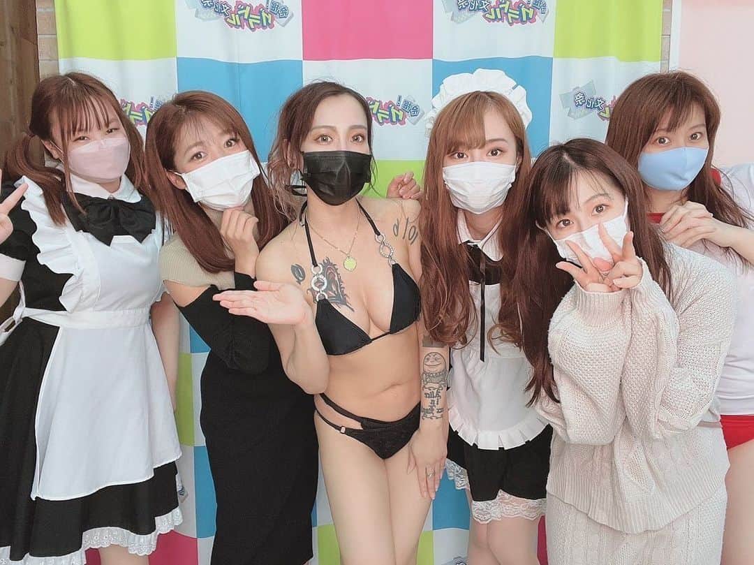 和田真里さんのインスタグラム写真 - (和田真里Instagram)「グラドル文化祭に出演しました🎀 過去のあれこれも添えて🫧𓂃♩ ． #温泉モデル  #秋葉原 🩷 #コンセプトカフェ #コンカフェ ☕️ #温泉旅館 #温泉旅行 #温泉めぐり #温泉デート 🫶🏻 #混浴 #温泉ソムリエ #野湯 #秘湯 🤫 #photo #travel 📸 #一人旅 #旅好きな人と繋がりたい #旅スタグラム 🌎🗺 #銀座 #銀座クラブ #ホステス #歌舞伎町 #六本木 🏰 #ガールズバー #キャバ嬢 #ラウンジ嬢 #スナック #ホスト 🍾✴︎ #銀座ホステス #グラビアアイドル #わだまり 👸🏻‪」9月15日 19時44分 - marimu0609