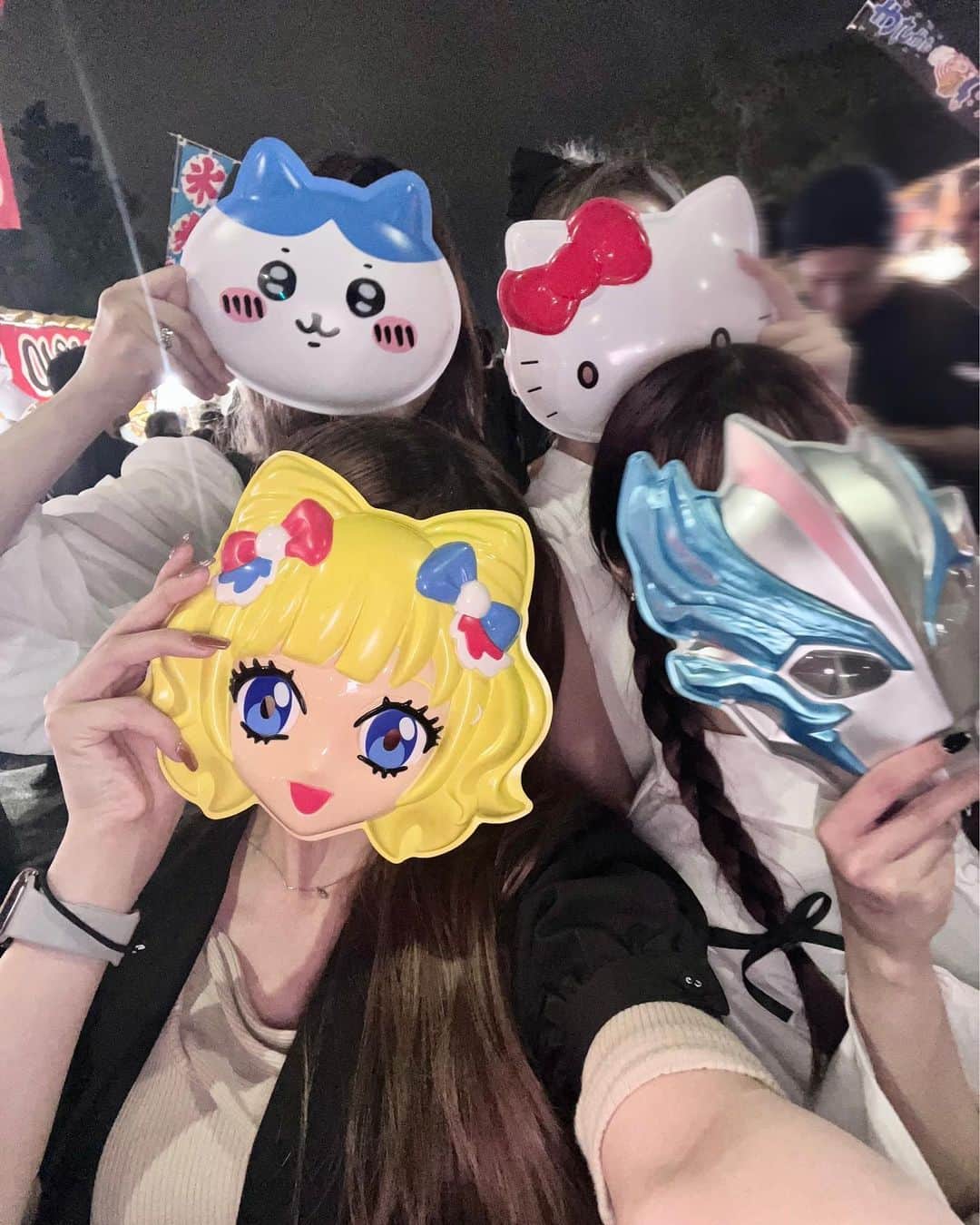 若林真帆のインスタグラム：「みれぃのお面かわーーい💛 #放生会」