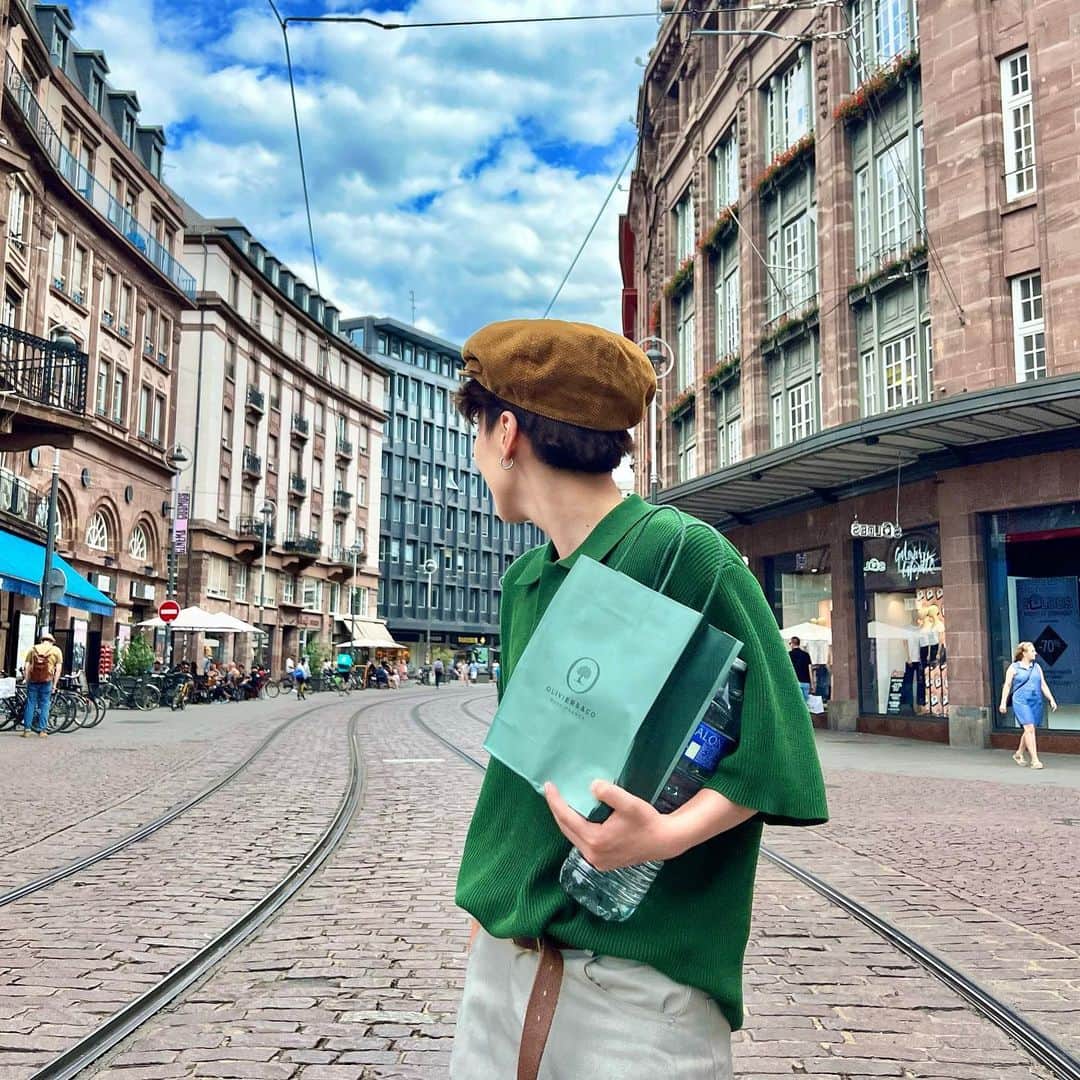 ひなたのインスタグラム：「スイスからフランス経由してベルギーへ♡ 🇨🇭🇫🇷🇧🇪🇫🇮  そしてフィンランド経由して無事日本に帰ってきました。  素晴らしい世界やった。 マタイキタイ。  長いようで短い2週間ヨーロッパ旅が幕を閉じました最高をありがとうどういたしまして」