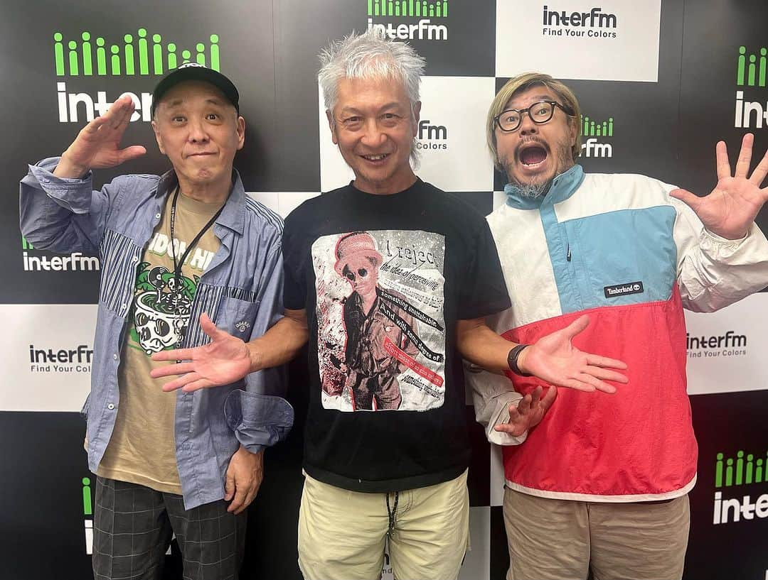 Kensho Onukiのインスタグラム：「インスタライブのあとはお馴染みゴキゲンradioスタート！深夜24時-25時　ゲストに彼が高校生の頃からマブダチな高木完ちゃん！ドン・レッツ映画からロック快楽主義から遠近両方トークに音楽🎵ご期待くださいねー！#kenrocksnite #interfm897 #大貫憲章ラジオ #KANTAKAGI #高木完 #londonnite」