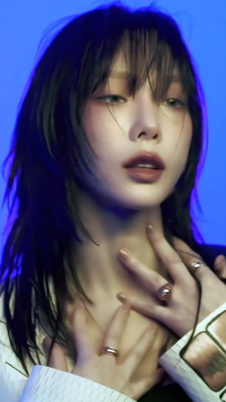 TAEYEONのインスタグラム：「she’s insane for this 😵☠️  @taeyeon_ss  #태연 #TAEYEON」
