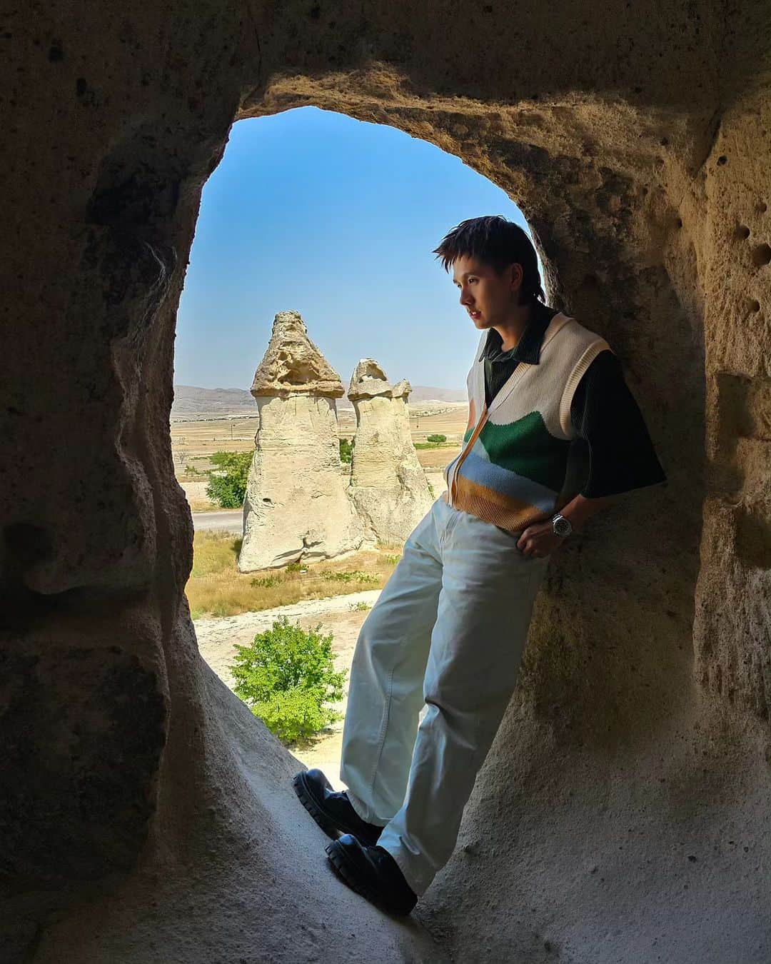 蔡常勇さんのインスタグラム写真 - (蔡常勇Instagram)「我已經變成土耳其石頭王子了🫡 . 在Cappadocia除了看熱氣球之外，真的都一直在看石頭哈哈哈哈哈哈哈哈哈哈哈 雖然看來看去都一樣，但是美照還是要有的🌄  #turkey #cappadocia」9月15日 20時23分 - changyonggggg