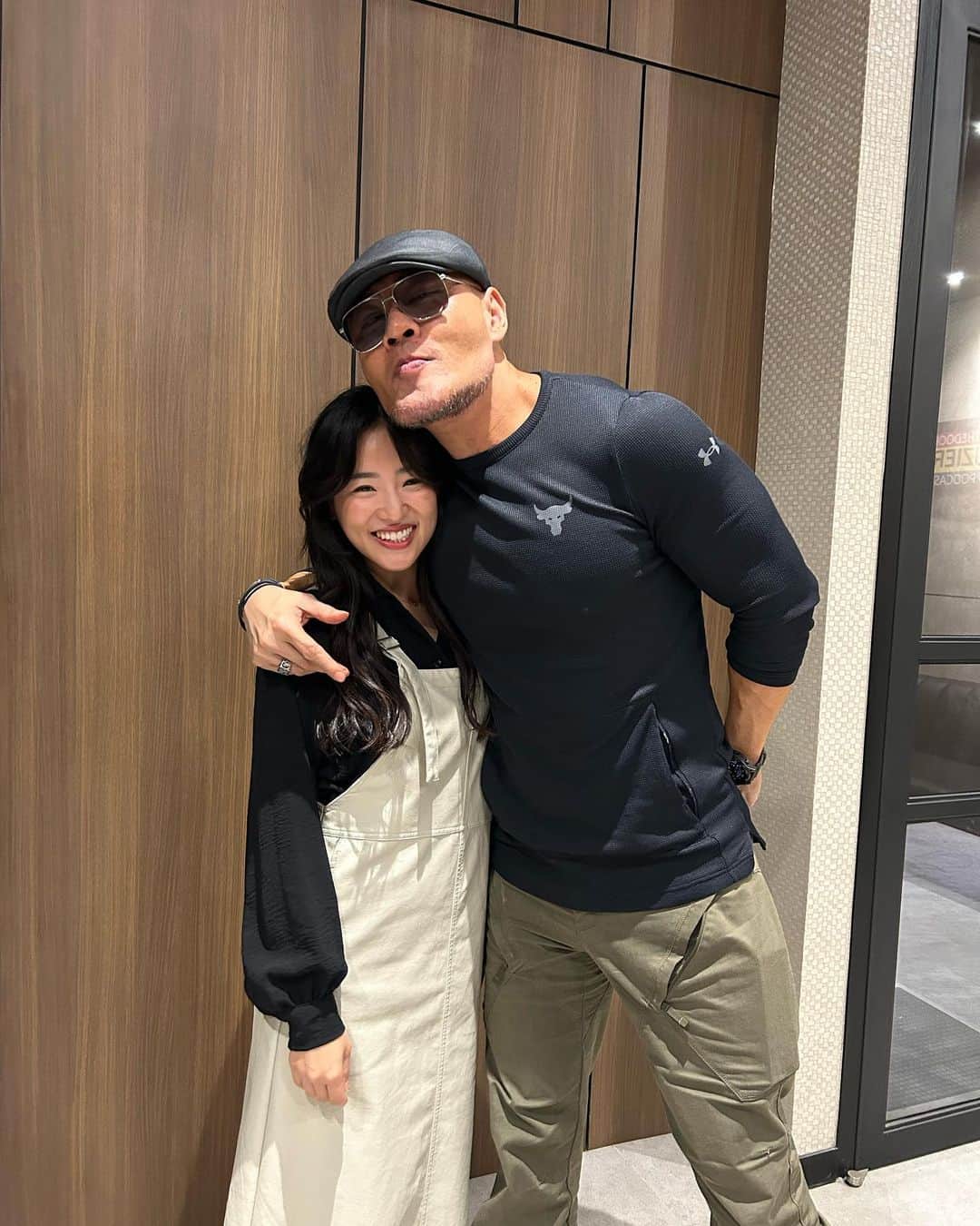 仲川遥香のインスタグラム：「Ketemu om @mastercorbuzier 🤭💓  dan ketemu kakak @vidialdiano 😆 Thank you Kaka Shooting seru banget😝👍  #indonesia #jakarta #shooting #podcast #youtube #ジャカルタ生活 #撮影 #仲川遥香 #🇮🇩 #🇯🇵」