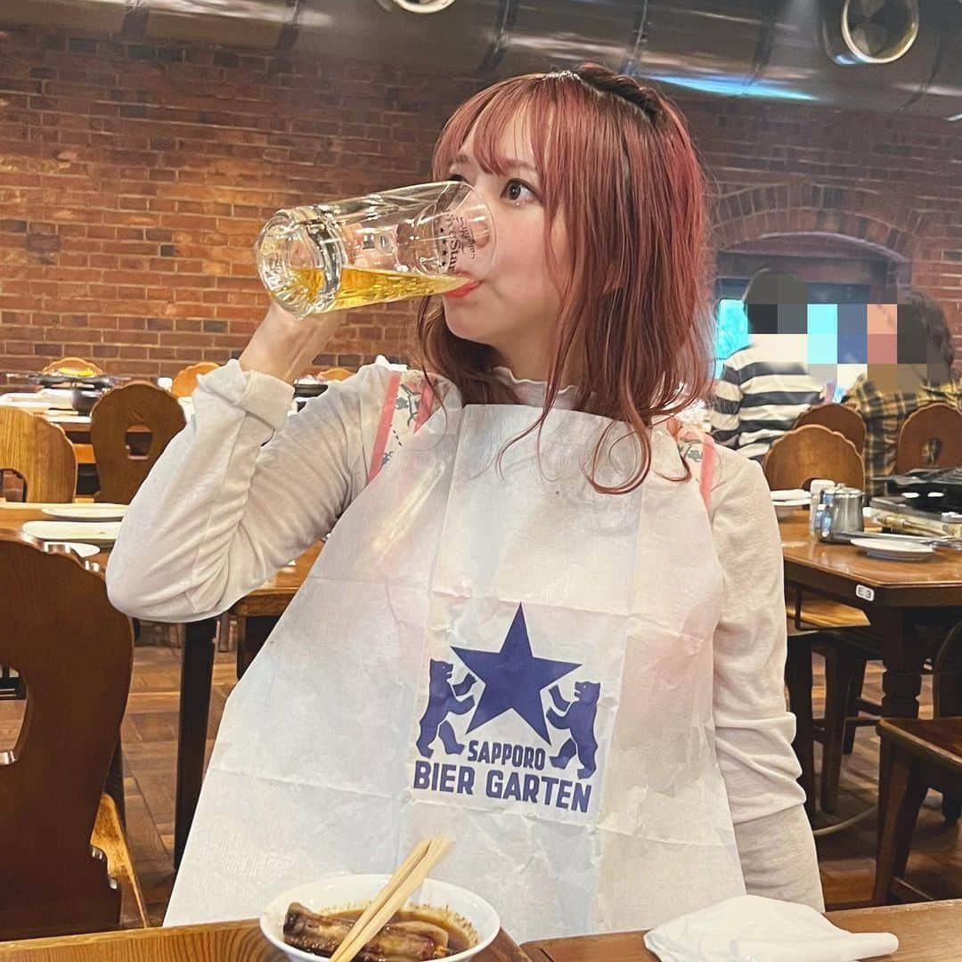 瑞稀ミキのインスタグラム：「札幌‼️ ビール好きにはたまらない場所でした‼️ ジンギスカン好きすぎ、年々、味にクセのある食べ物がすきになってゆく…  札幌に、モフモフのタイアップ曲聴きに行ったのに 大トラブルがあって、番組を見ることができなry 旅の様子YouTubeにするから楽しみに待っててくださ！  そして日曜日は恵比寿でモフモフ初イベントあるからきてほちーー😭🩷🩷🩷🩷🩷🩷🩷 @mofmofmo_tm」