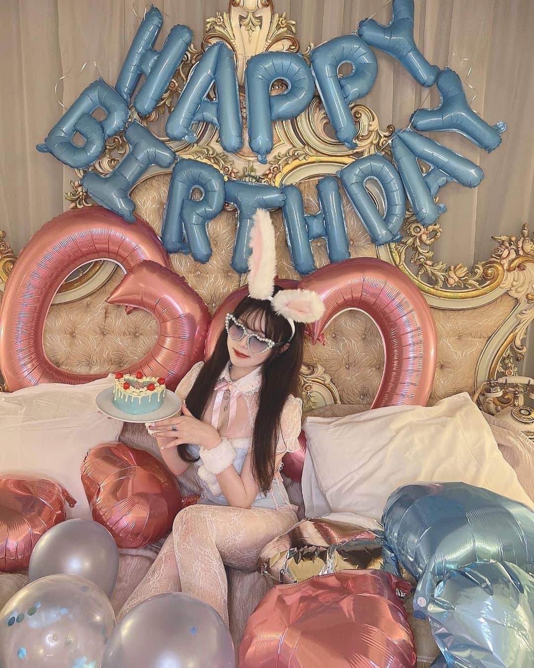 てぃ丸のインスタグラム：「🐰💖💖💖」