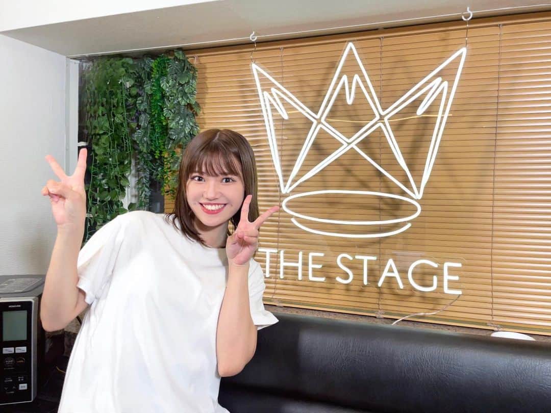 平岡明純のインスタグラム：「配信サイト #THESTAGE より 平岡姉妹の飲みトーク☺️✨第三弾💖  本当にありがとうございました🧀  ここだけでしか言えないような お話しだらけでしたね😆笑㊙️  皆様のおかげです🌸  また次回も宜しくお願い致します🙇‍♀️  #平岡姉妹　#平岡姉妹の飲みトーク #平岡映美　#平岡明純」
