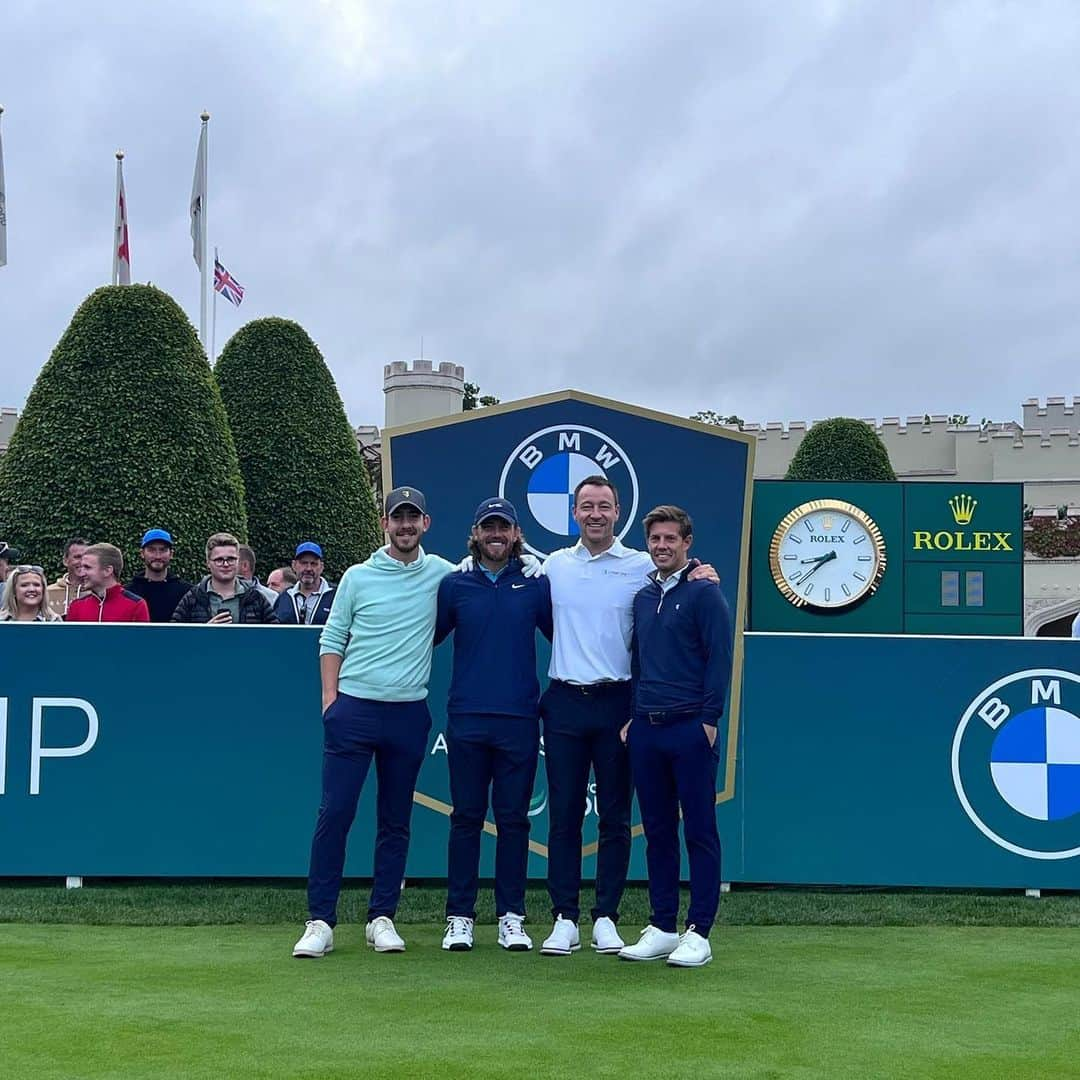 ジョン・テリーのインスタグラム：「WINNERS 🏆 What a day 🏌🏻‍♂️ Thank you @officialtommyfleetwood @wentworth_club @west_one_loans  That first Tee nerves is the worst feeling I have ever experienced. A pleasure playing with Tommy and seeing how good up close these guys really are is a joke. 👏🏻🏌🏻‍♂️ @barneydavis14 #DanW @officialtommyfleetwood Well done team 💙🏆」