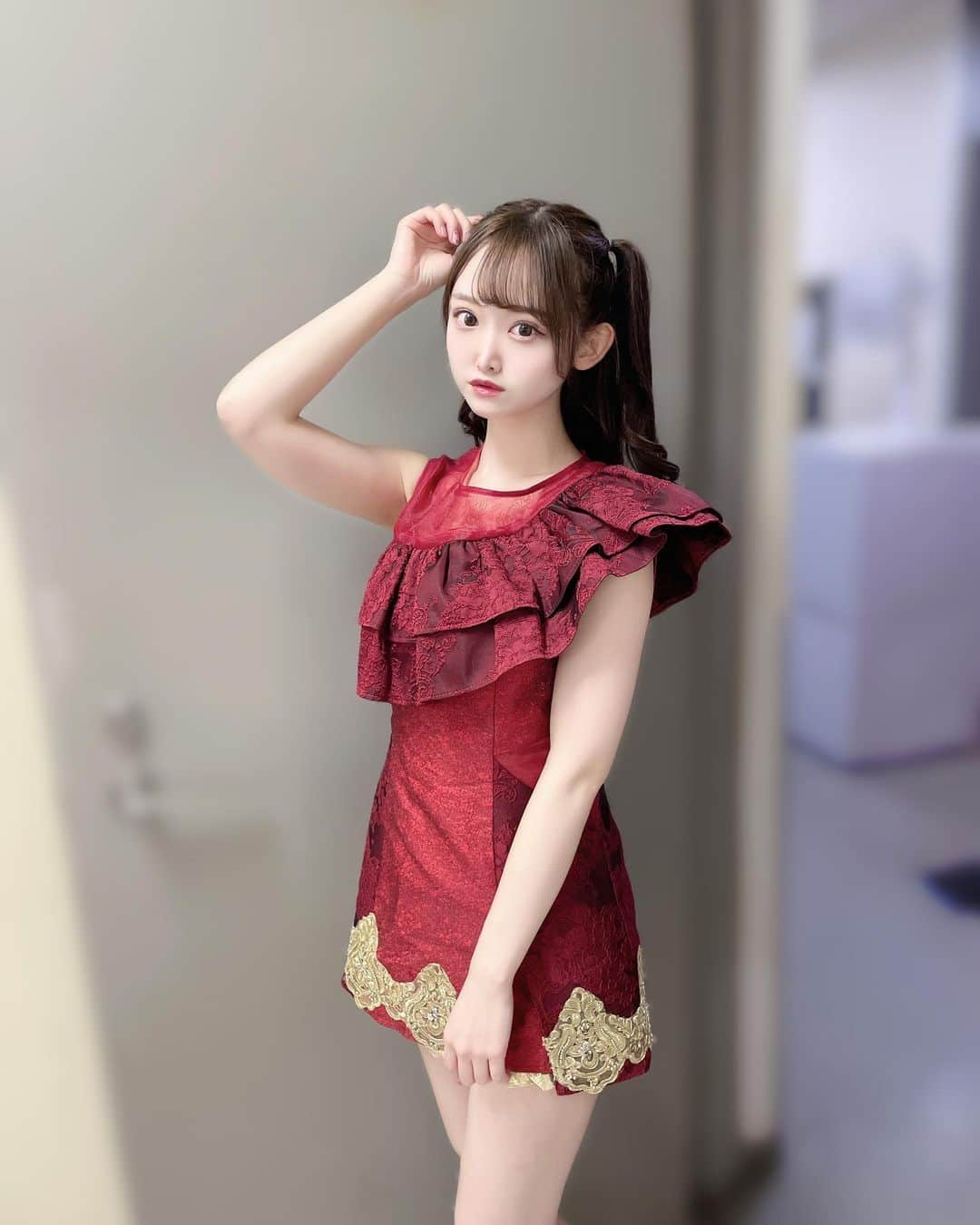 小島瑠那さんのインスタグラム写真 - (小島瑠那Instagram)「林さんの虹色の衣装かりました👗♡🌈  似合ってるか🐱？ ⁡ #l4l #作品撮り #撮影会 #撮影会モデル #写真好きな人と繋がりたい #被写体 #被写体モデル #透明感 #インスタグラビア #水着 #인물사진  #アイドル #私服 #写メ #自撮り写メ #他撮り写メ #セミロング」9月15日 21時55分 - runakojima